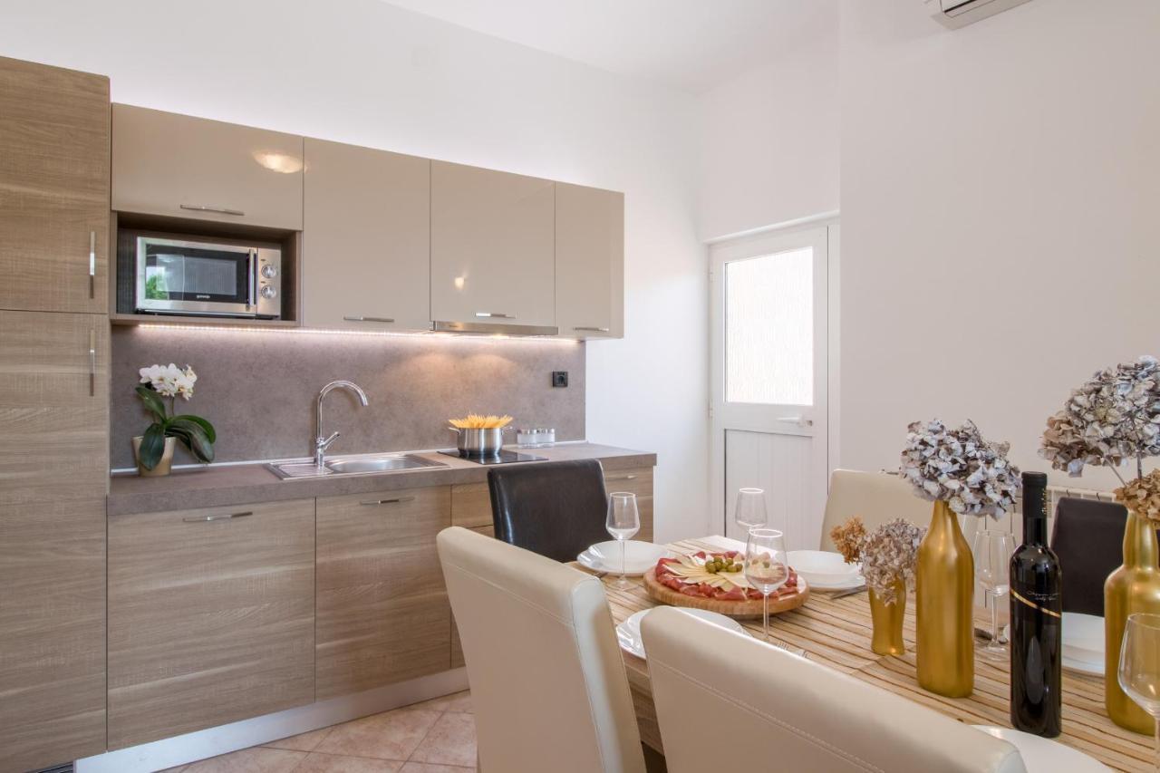 Apartments Ivica 1706 Ližnjan Zewnętrze zdjęcie