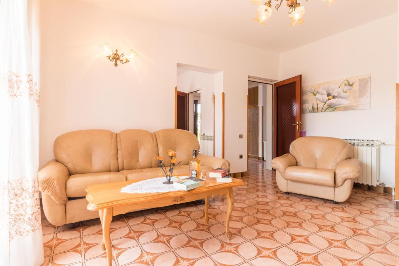 Apartments Ivica 1706 Ližnjan Zewnętrze zdjęcie