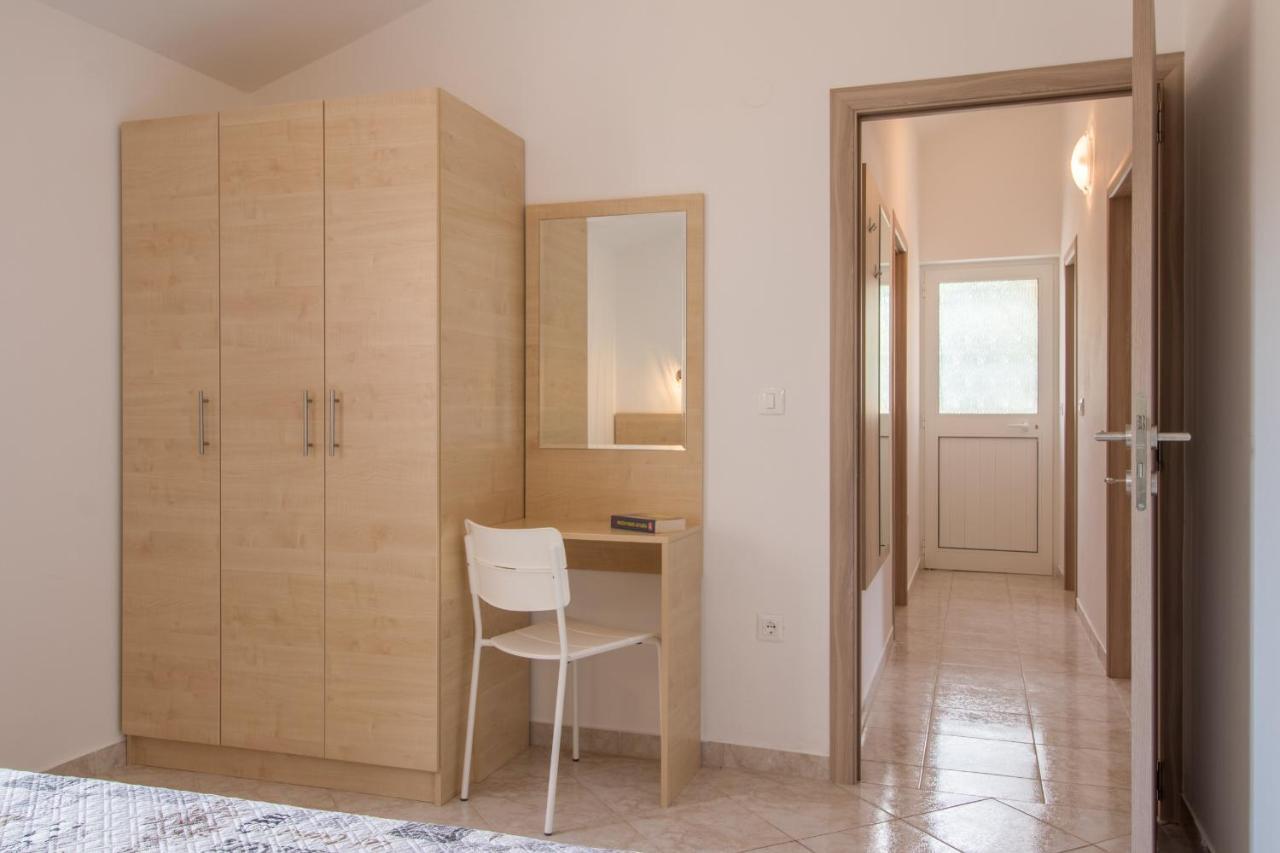Apartments Ivica 1706 Ližnjan Zewnętrze zdjęcie