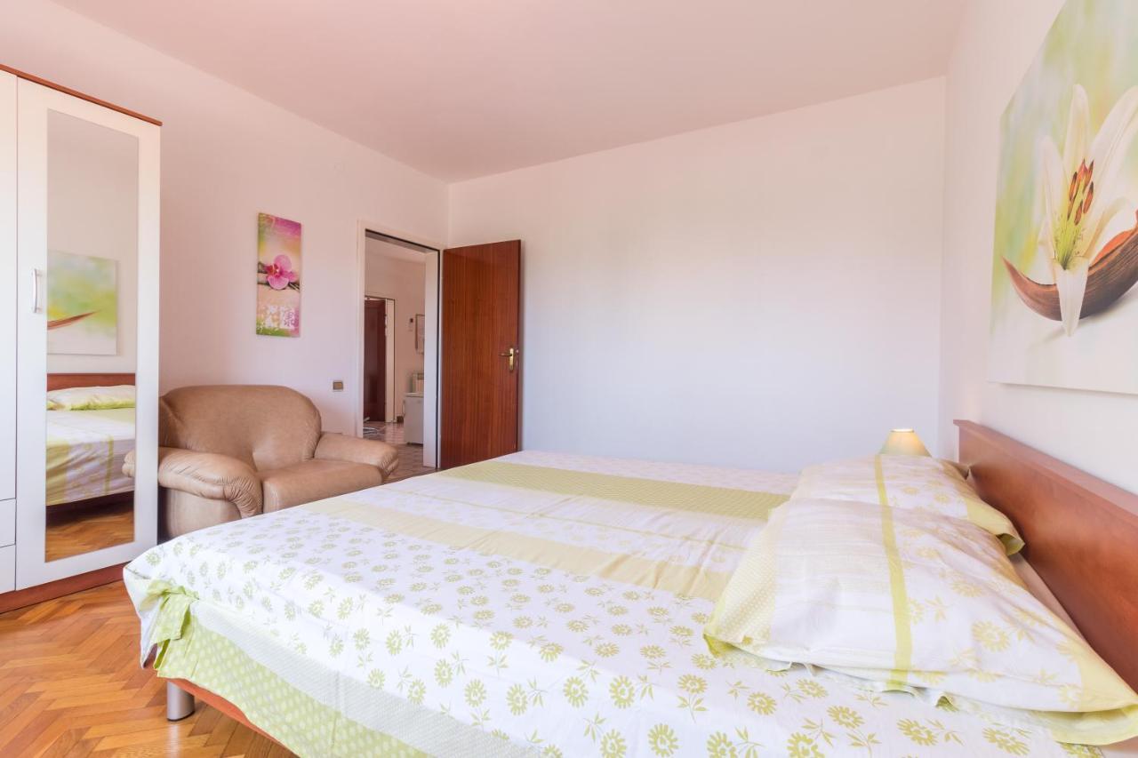Apartments Ivica 1706 Ližnjan Zewnętrze zdjęcie
